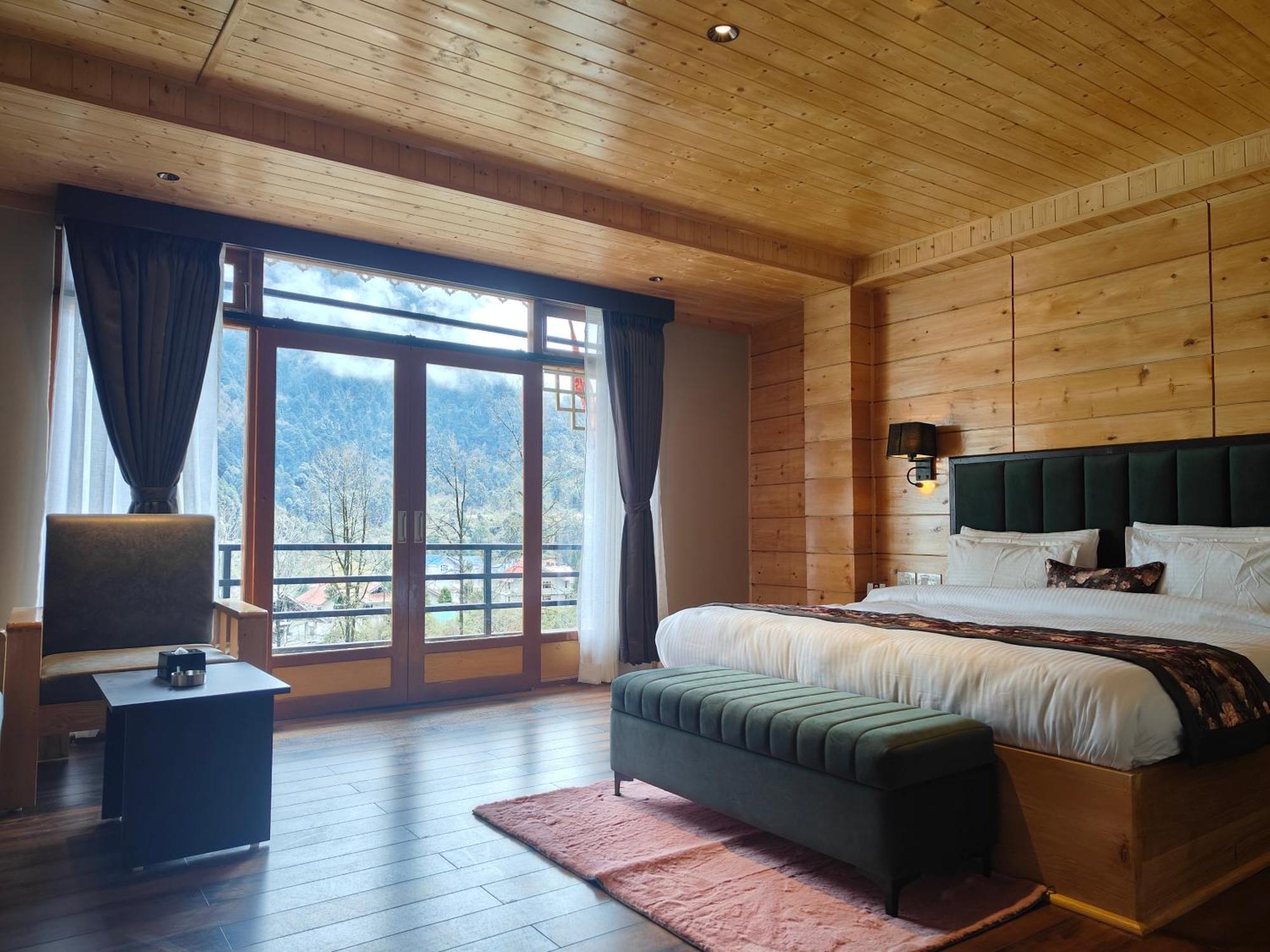 Mount Bayul Shangri-La Resort ลาชุง ภายนอก รูปภาพ